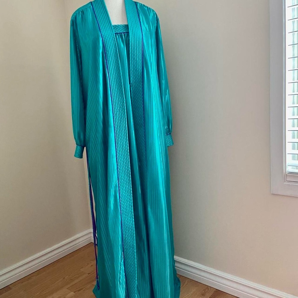 Dominique Vibrant Turquoise Robe - Picture 5 of 8